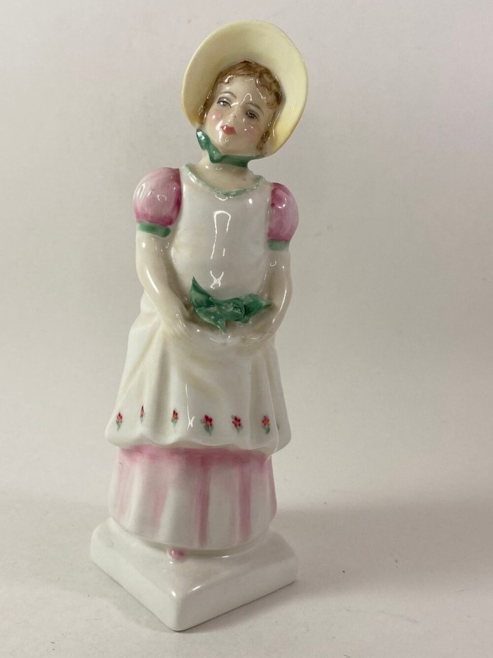 RARE !! Royal Doulton EMMA  HN 2834 English Lady Kate Greenaway Collection